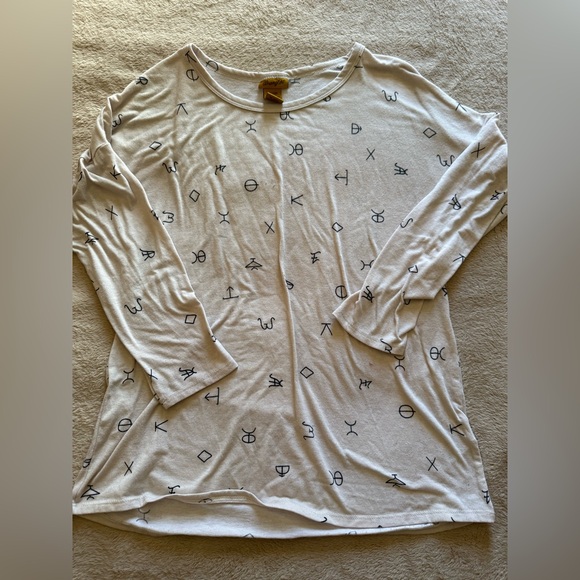 Wrangler Tops - Wrangler White Long Sleeve Shirt with Black Brands Symbols